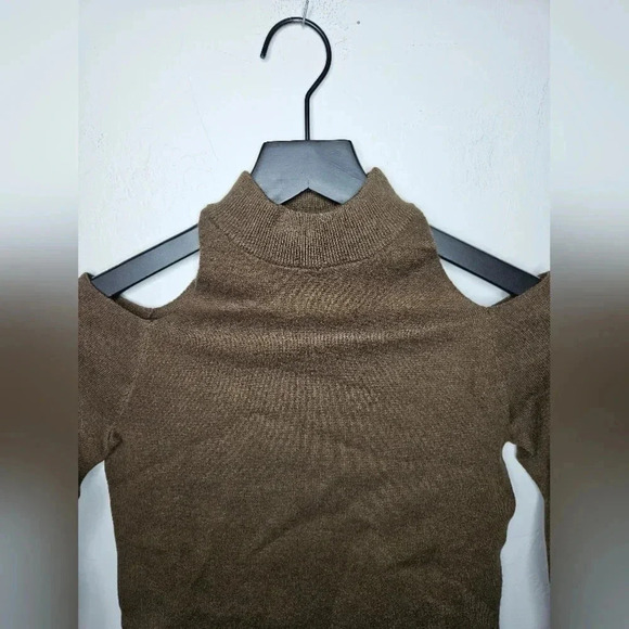 MONROW ‎ Supersoft Cold Shoulder Long Sleeve Sweater in Green Size Small - Picture 5 of 7